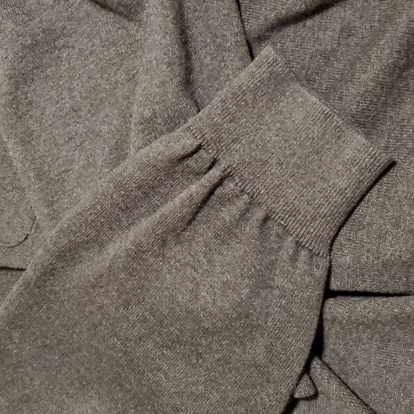 Vanheusen Men Sweater - Picture 6 of 7